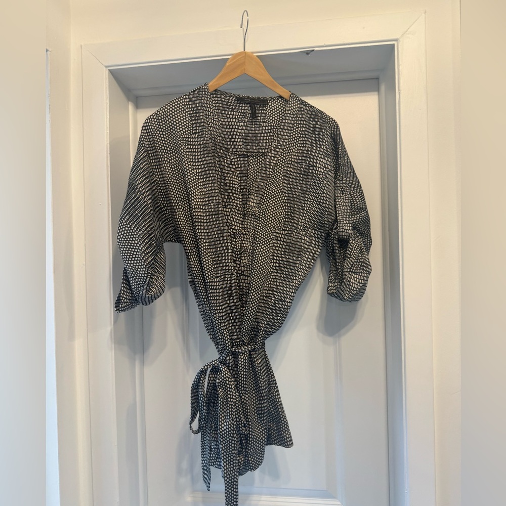 BCBGmaxazria romper perfect condition size XS